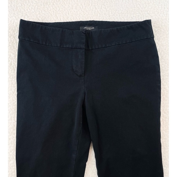ANN TAYLOR • Classic Black Low Rise Ankle-Cut Trouser Pants - Picture 6 of 12